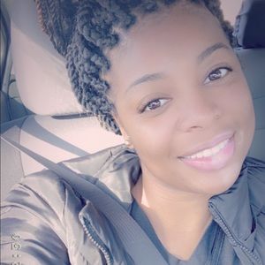 Meet your Posher, Shampaine